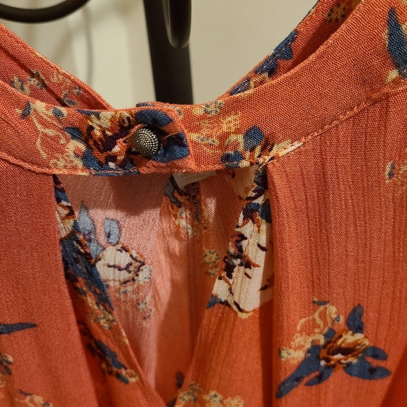 Charming Charlie Tunic 🎉HP 11.19.21🎉 - Picture 5 of 7